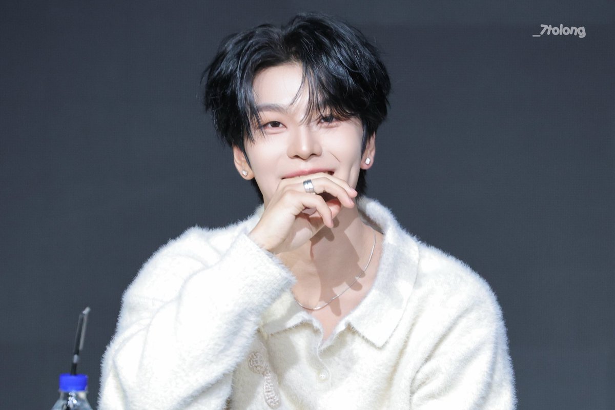 _7tolong🤎 tweet media