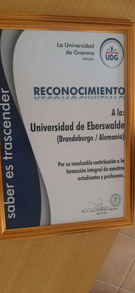 📸 El profesor Hans Peter Benedikt se despidió de la Universidad de Granma tras su exitoso taller. Cooperación y saber que dejan huella. 
<a href="/Universidad_UDG/">Universidad Granma</a> 
#100AñosConFidel