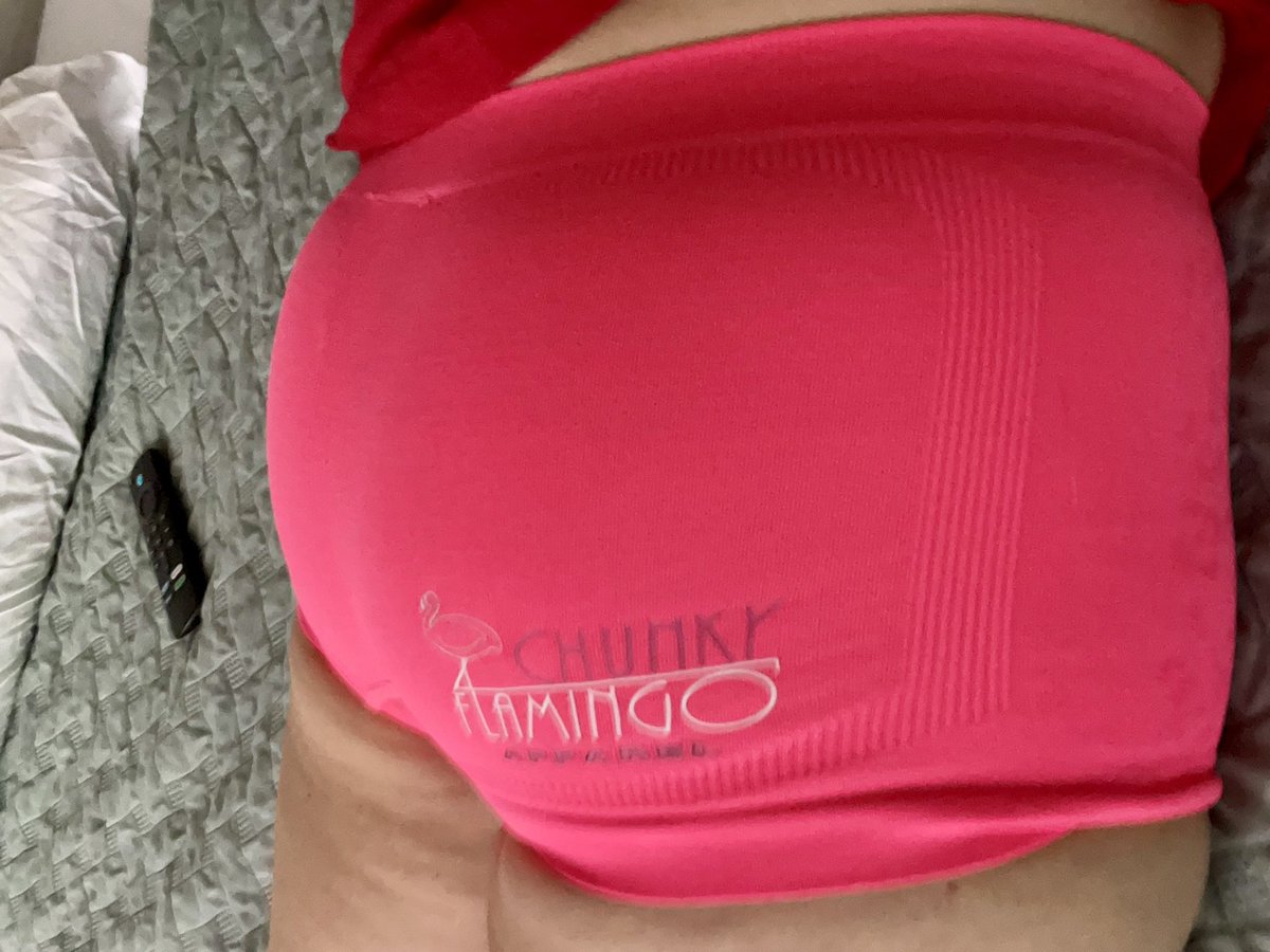 ChunkyFlamingo's tweet image. Let’s #BOGO ChunkyFlamingo booty shorts on #HumpDay! Just add to cart 🛒 and I’ll throw the free pair in on my end! ChunkyFlamingo.com