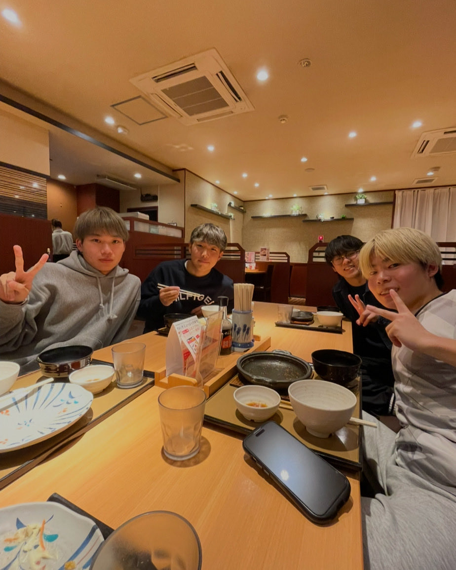 今日は新入生が2人来てくれました‼︎
体験や見学をしたい方はぜひ気軽に来てみて下さい！
#春から梨大
#梨大水泳部