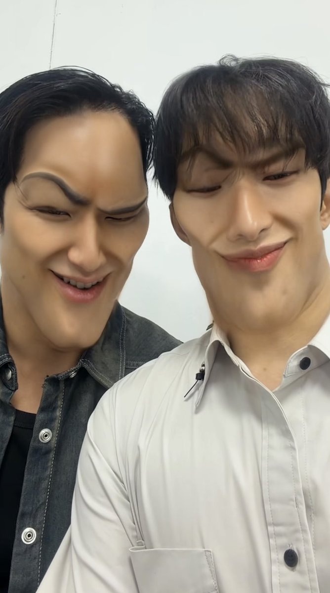 まめこ tweet media