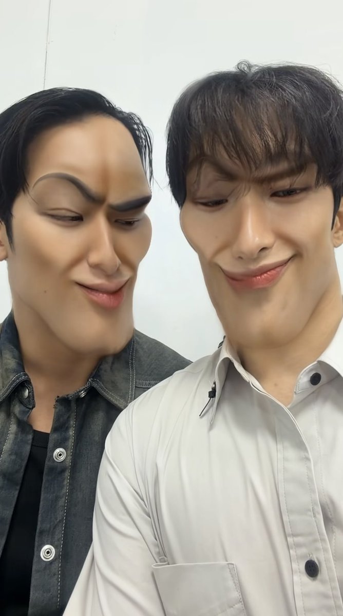 まめこ tweet media