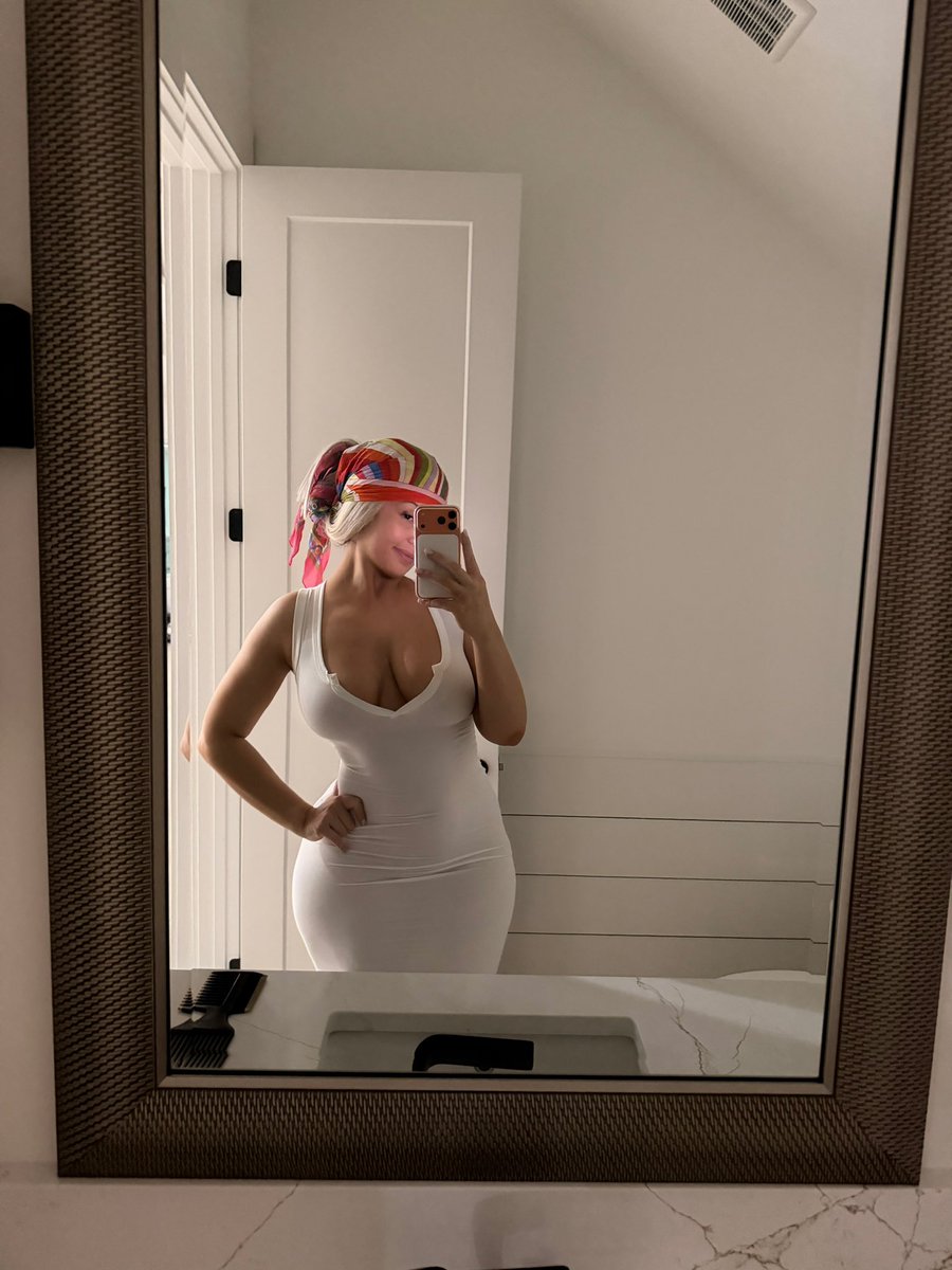 Amela 🤍 tweet media