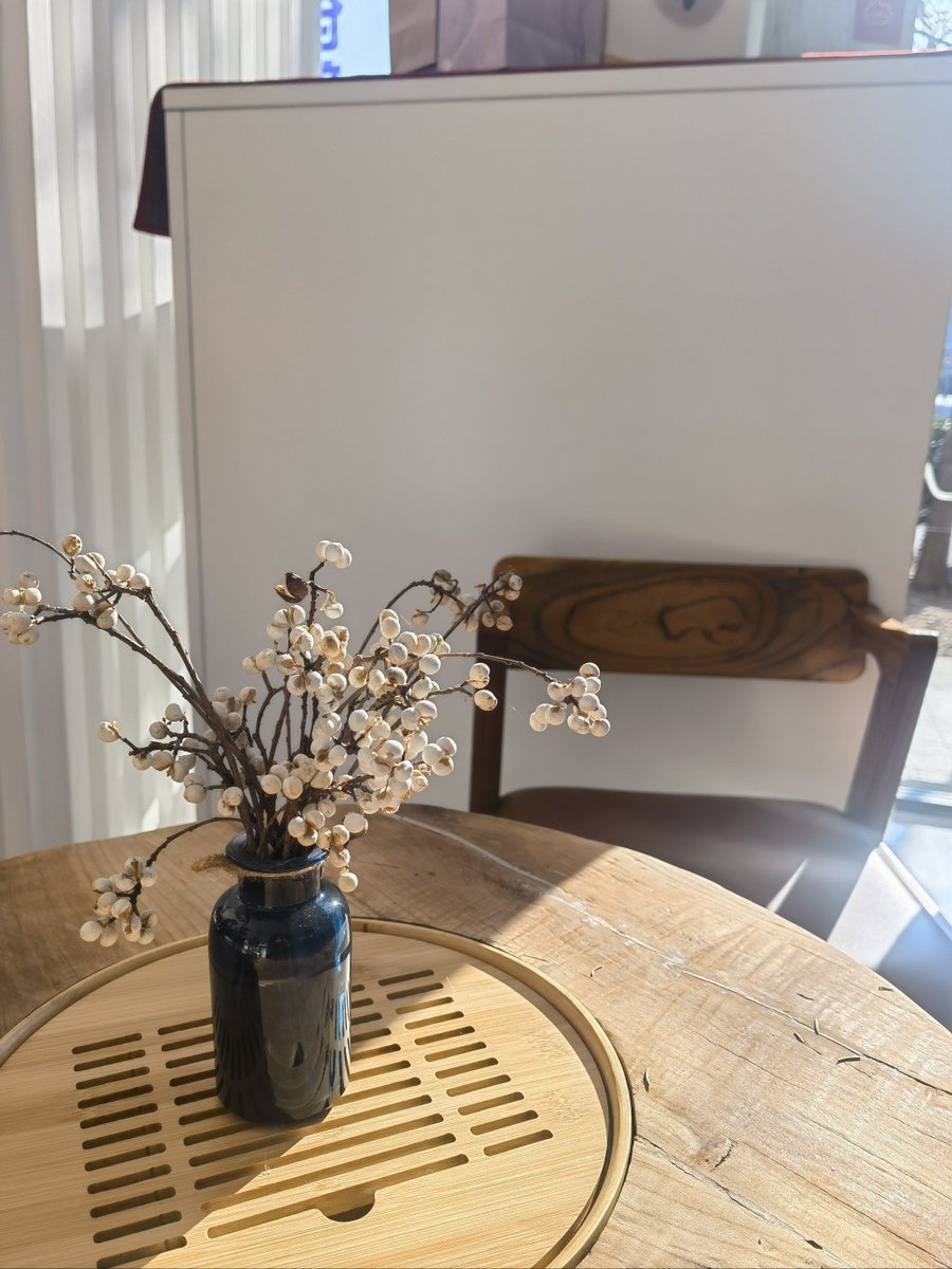 Mr. Pond tweet media