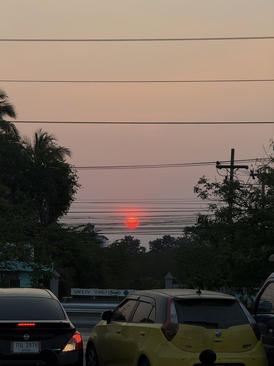 CapricornT tweet media