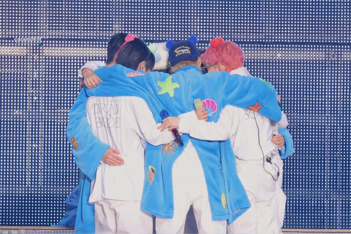 sunhyuck_0606's tweet photo. 가장 풋풋하던 20대를 추억하며 각자의 자리에서 꼭 행복하기 https://t.co/4X0Knt4FKy