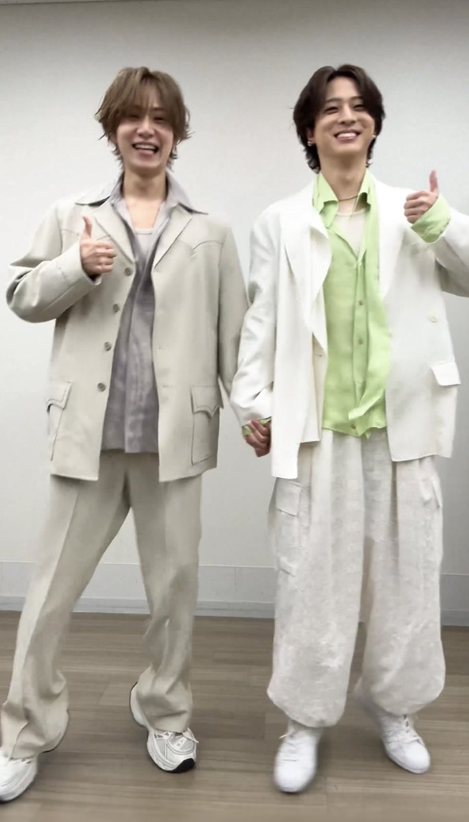 うなち tweet media