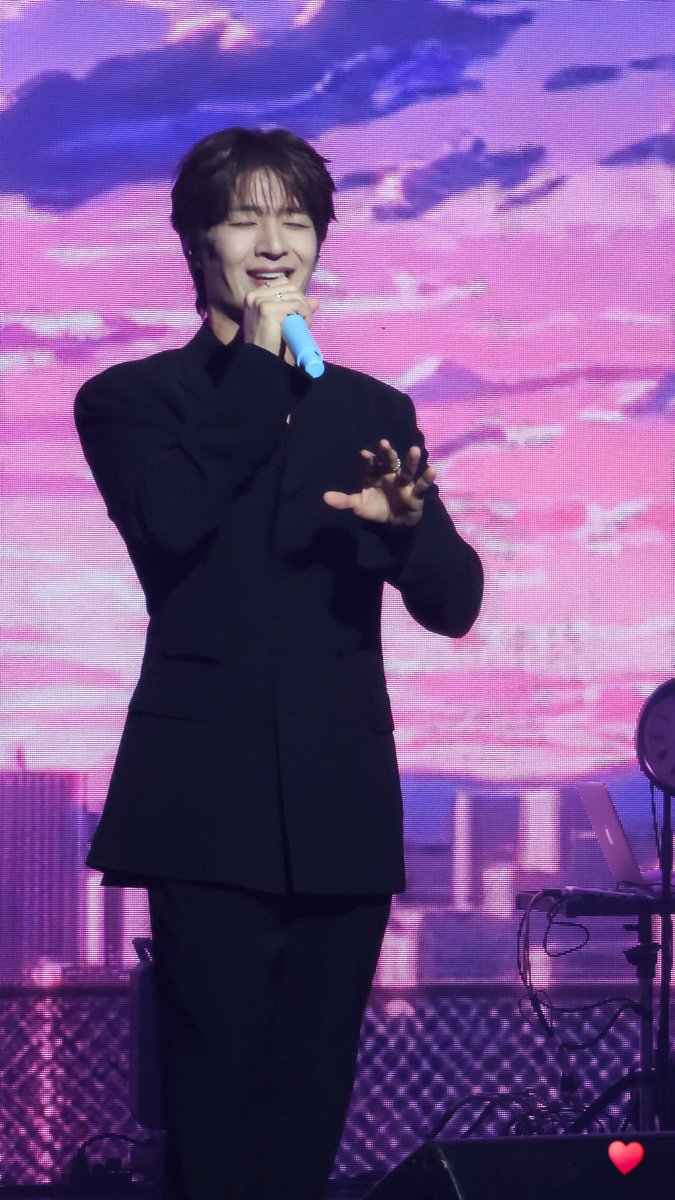 제이∞팬지오리 tweet media