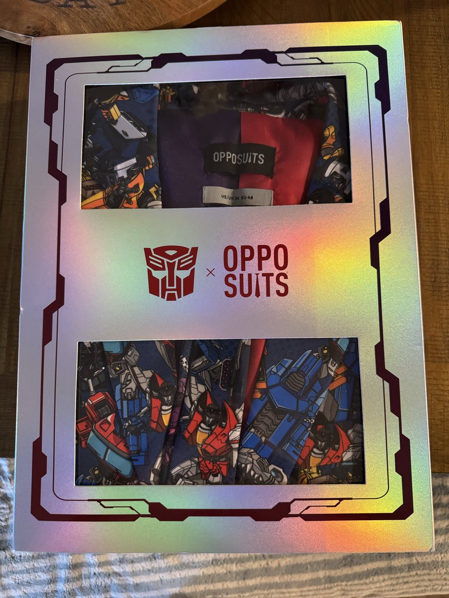 TheBoyAiden's tweet photo. I ordered a Transformers suit for Prom. It has arrived! https://t.co/ZoeOHhQ5co