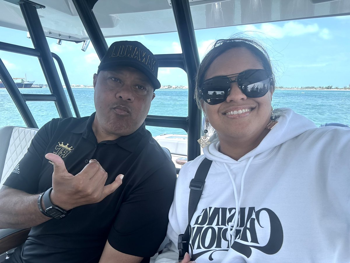 dtagovailoa's tweet image. Built on faith.
Centered on family.

Grateful for moments like this.

#family #legacy #makingmemories