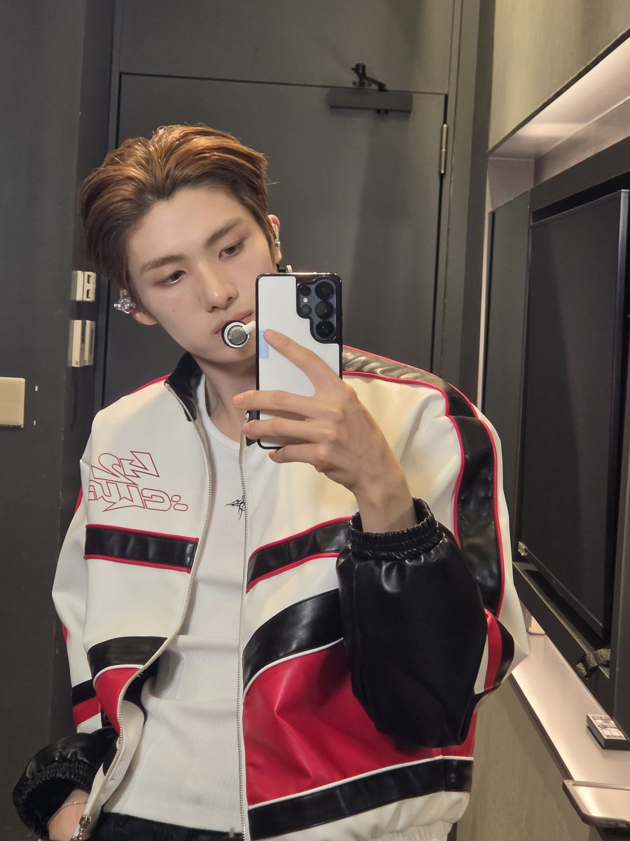 𝗬𝗢𝗨𝗡𝗚𝗝★𝗘 tweet media