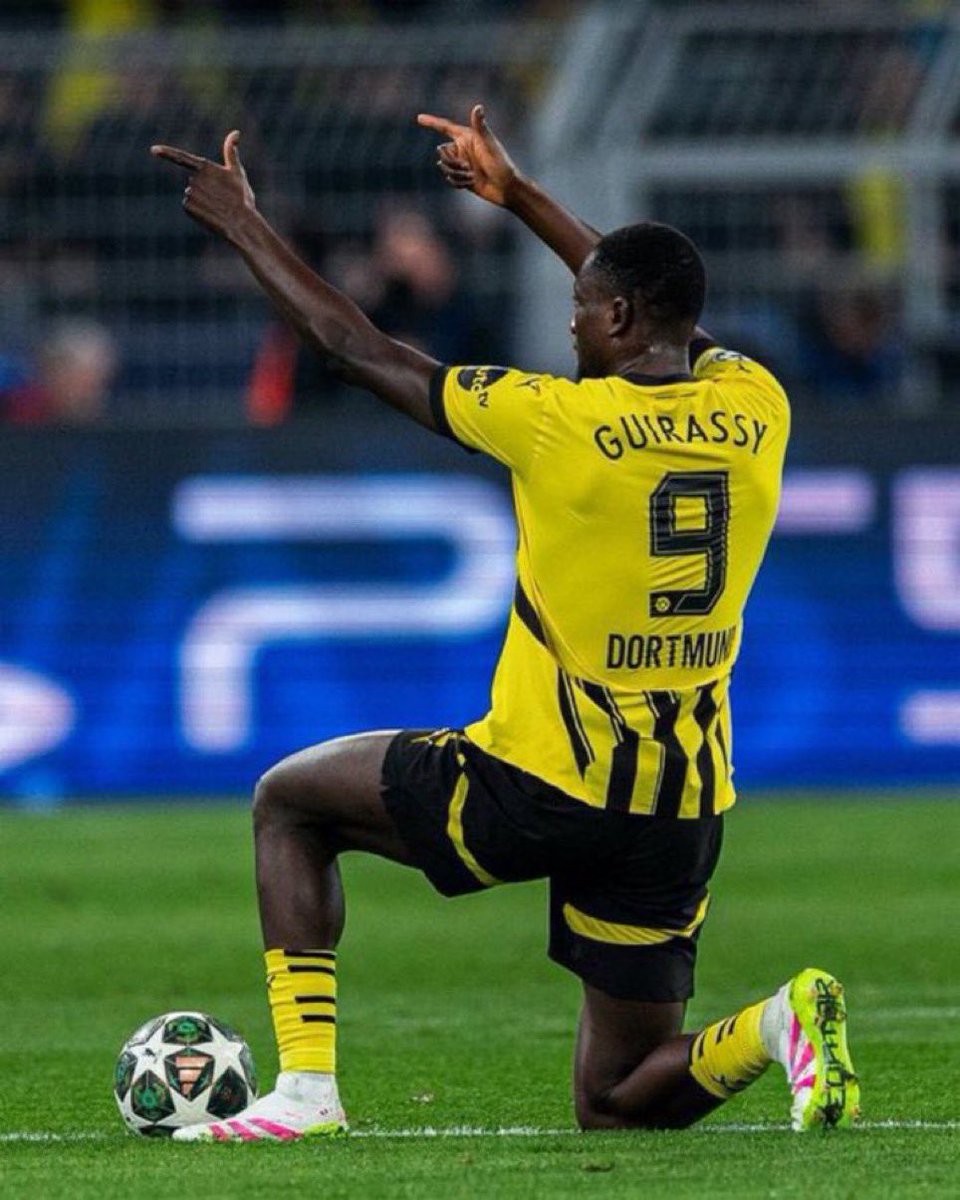 رياض ساعاتي| tweet media