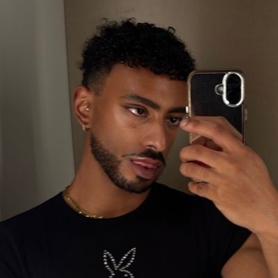 𝖕𝖑𝖆𝖘𝖙𝖎𝖖𝖚𝖊 tweet media