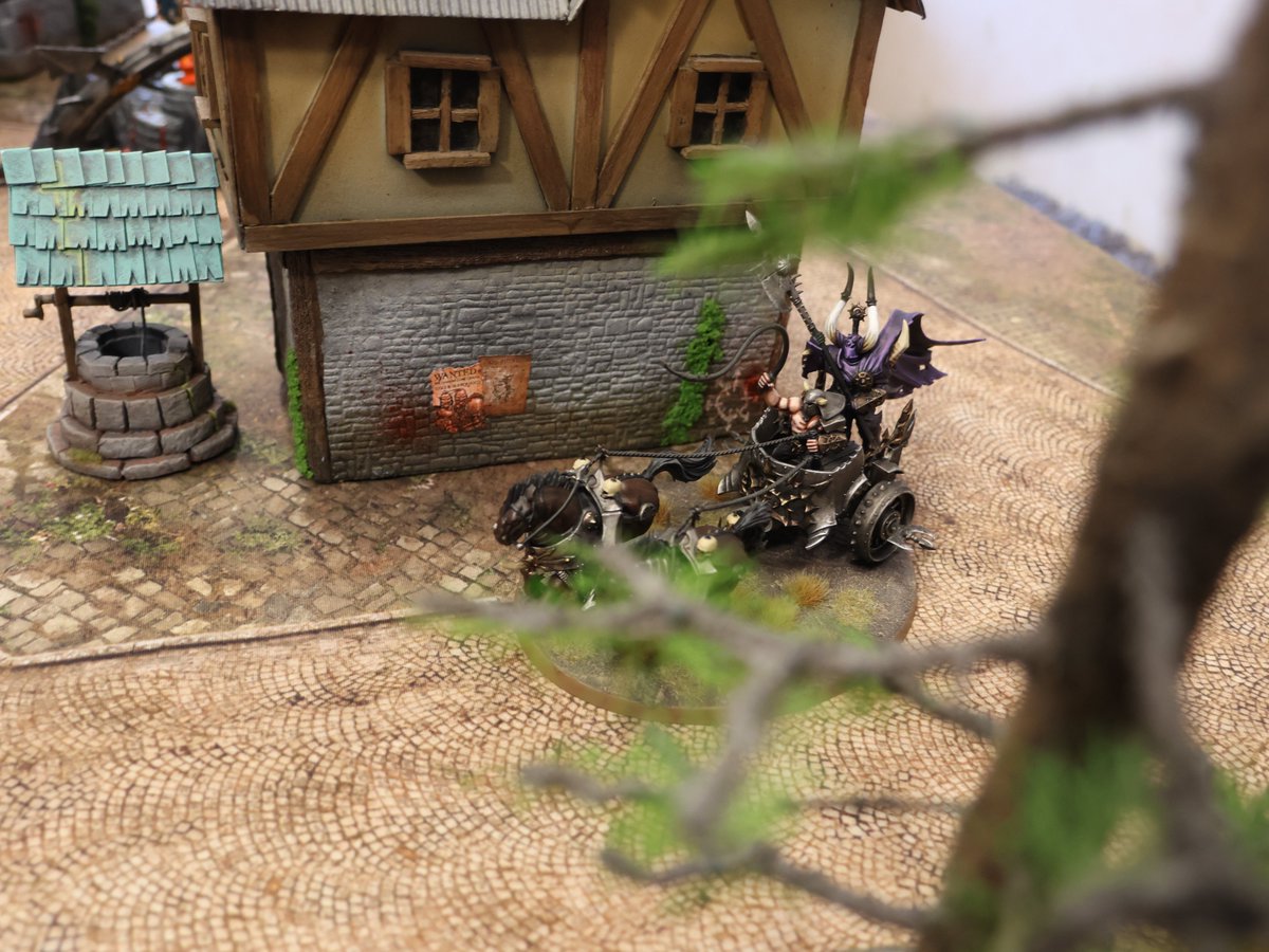 The Golden One tweet media