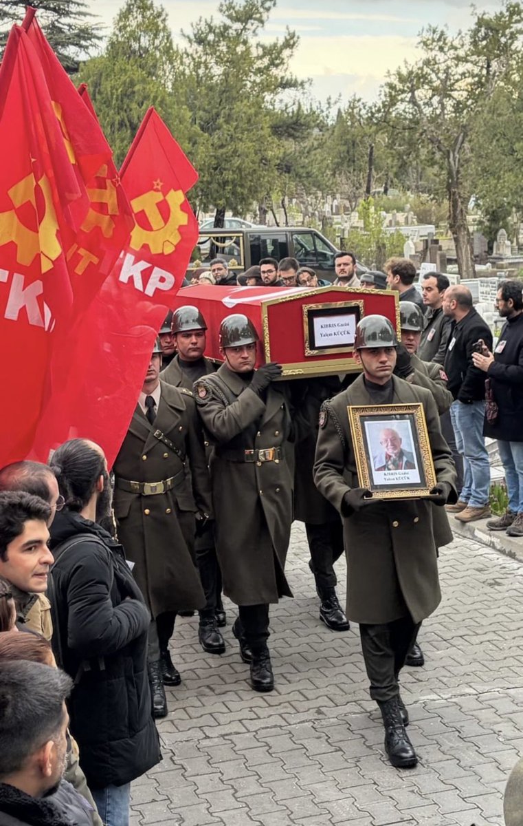 ᴇɴɢɪɴ 🇹🇷🇵🇸 tweet media