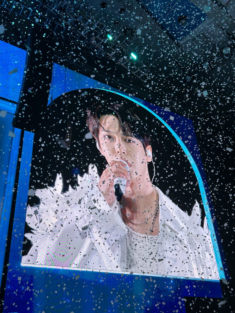 #도영이가_피운_10년의_계절
#TenYearsWithDOYOUNG