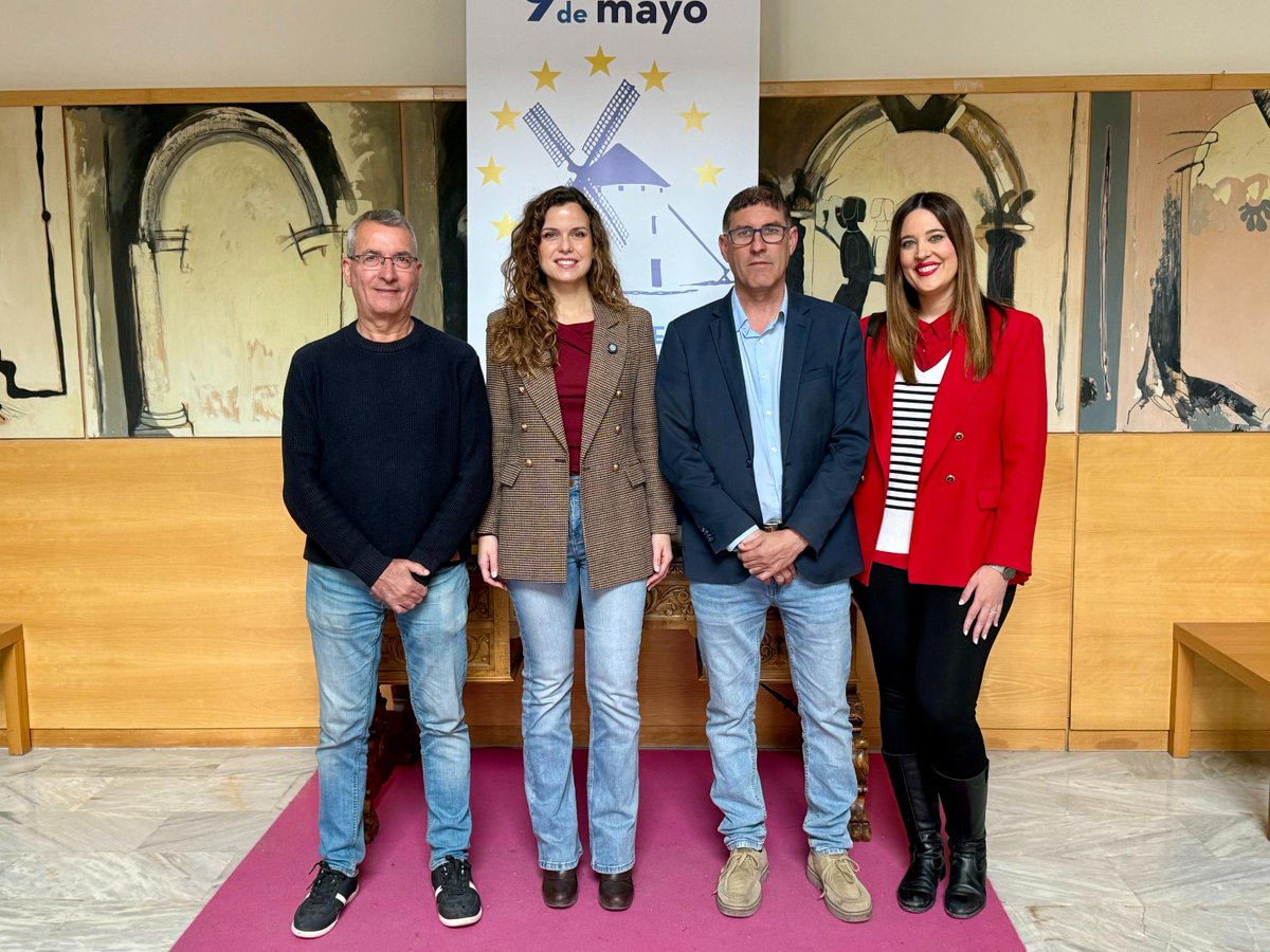 AytoVillaca's tweet photo. Villacañas, punto de partida de las actividades del Día de Europa en Castilla-La Mancha https://t.co/1uJwhUieFZ https://t.co/aBjnZpffZw