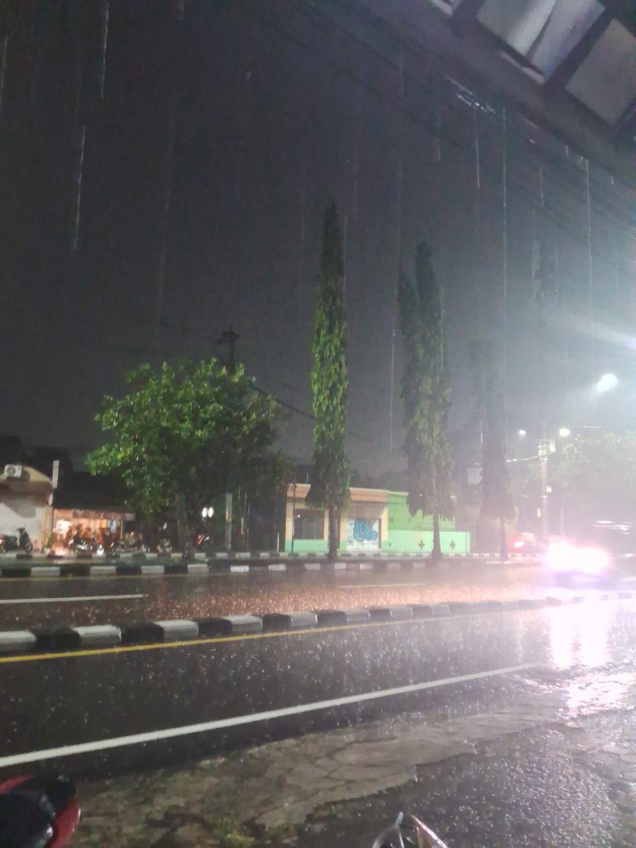 Pengguna Kereta tweet media