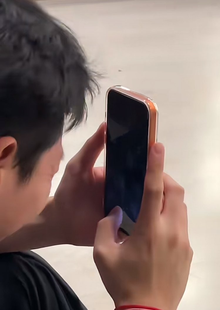 หมวดย้อย 🎀 tweet media