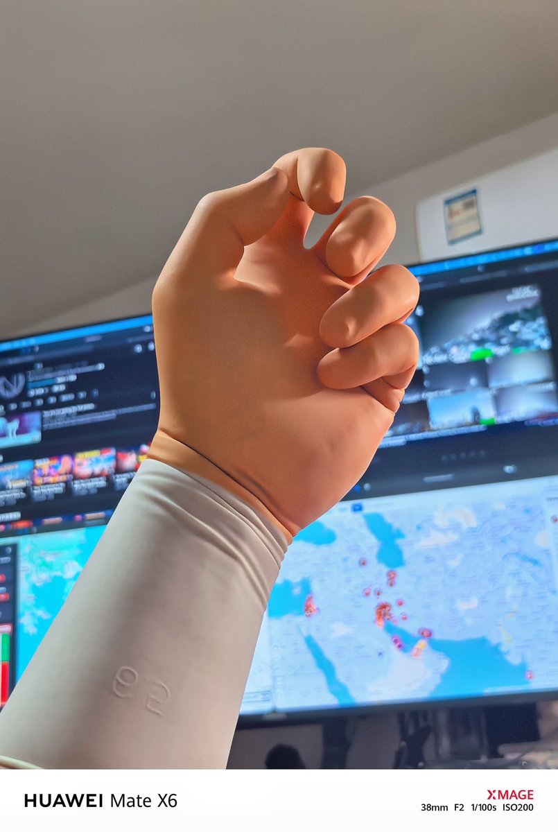 疯狂燃烧的腿毛 tweet media