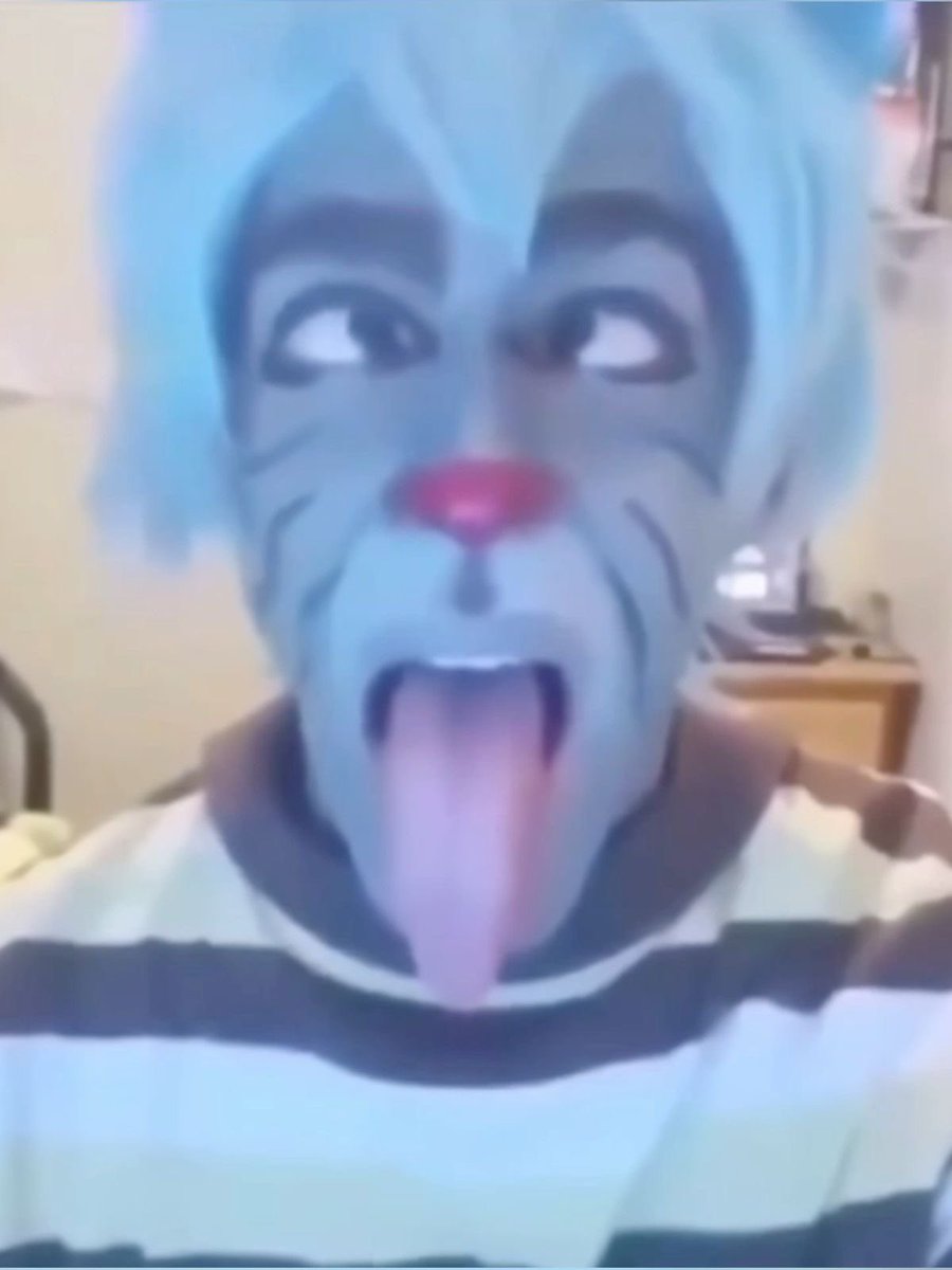 Cheeseburger tweet media