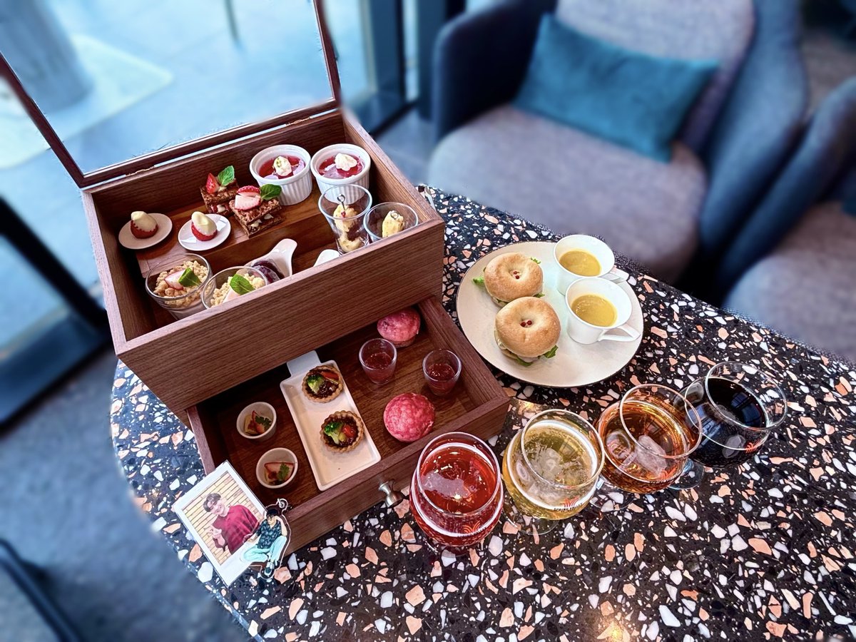 あおい tweet media