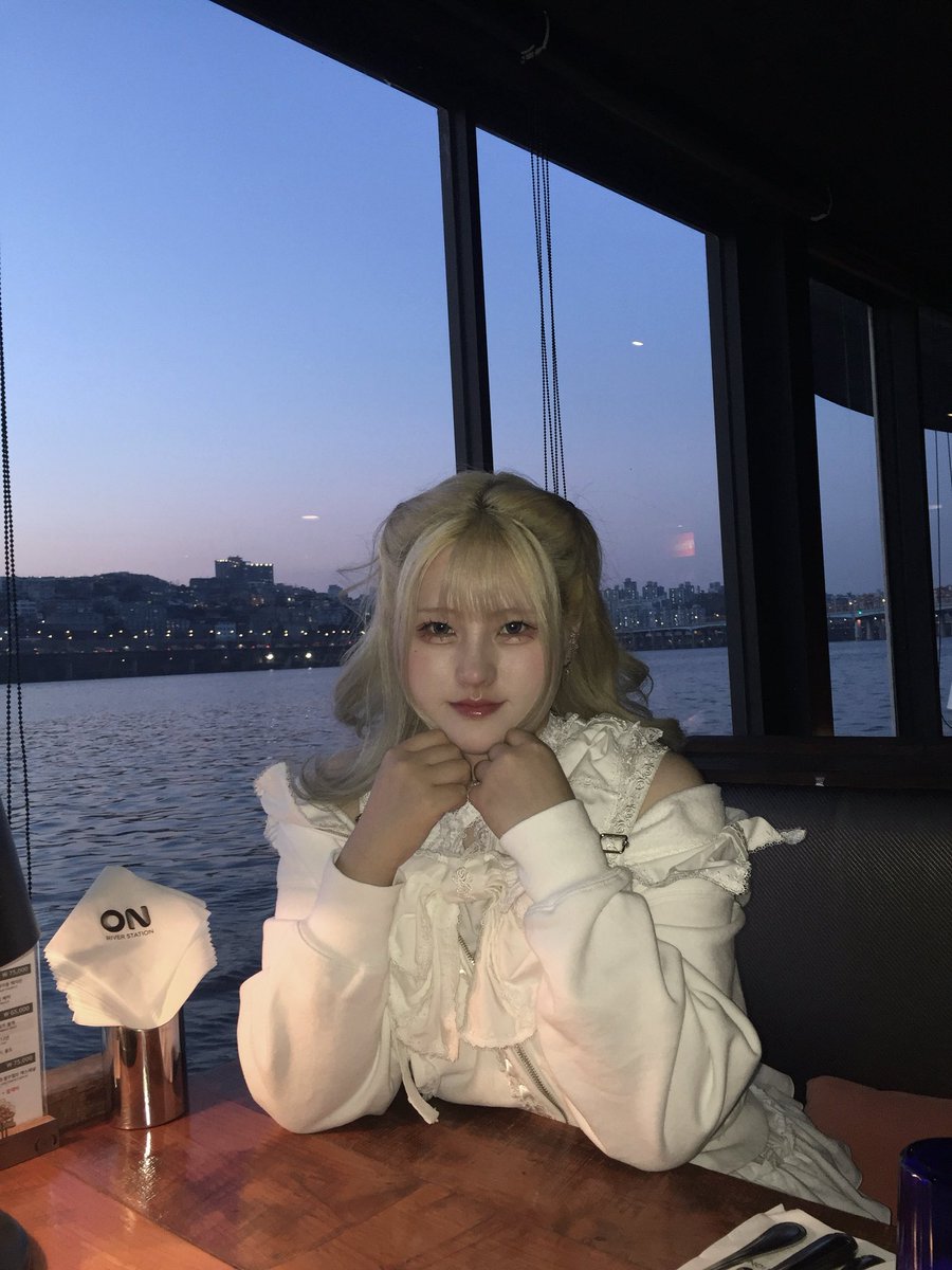 ゆりか tweet media