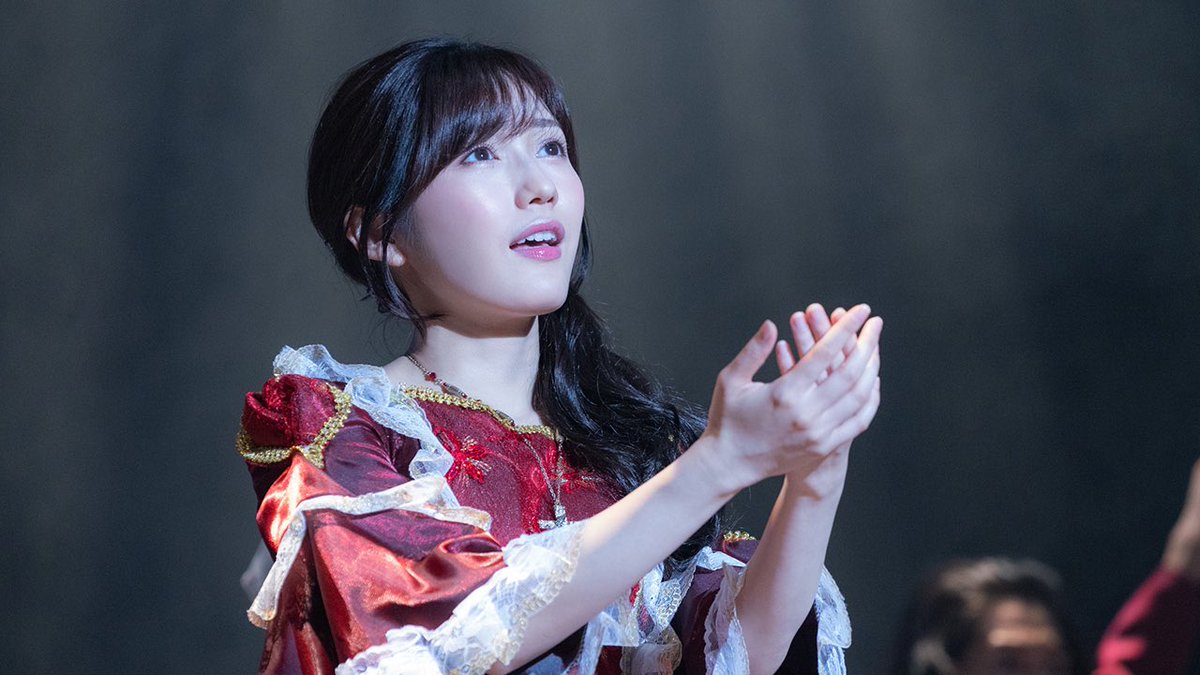 mayuyuplanet's tweet photo. NOBROCKTV【トーク】立野沙紀が眩しすぎて見れなかった芸能人ベスト5！渡辺麻友・白石麻衣・井上真央 など 

https://t.co/9wAEbOwCPE 

立野さんがいつ雨で共演した時の話をしてくれてます。オーラが違い過ぎて話しかけられなかった話。

いつ雨のまゆゆ好きなんだよなぁ https://t.co/AMrC3hX3sV