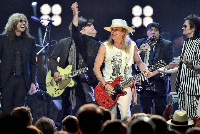 Coast To Coast tweet media