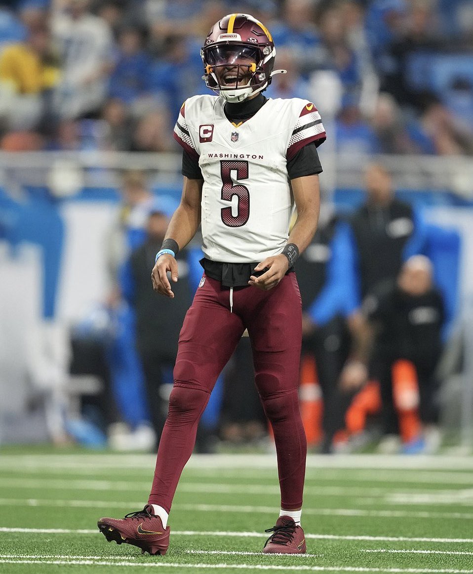 CommandersMuse tweet media