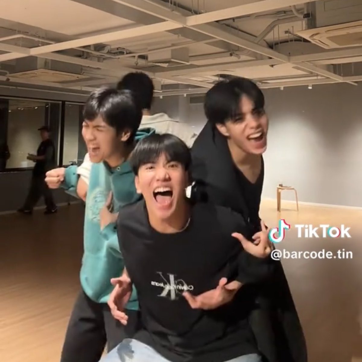 นับถือ — rest tweet media