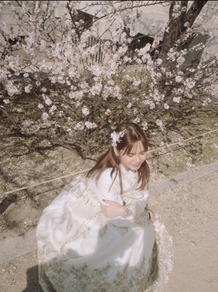 itsmeaya tweet media