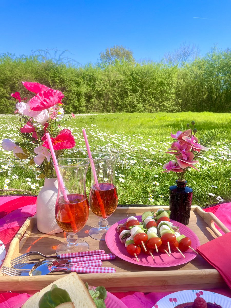 Jenn 🌺 tweet media