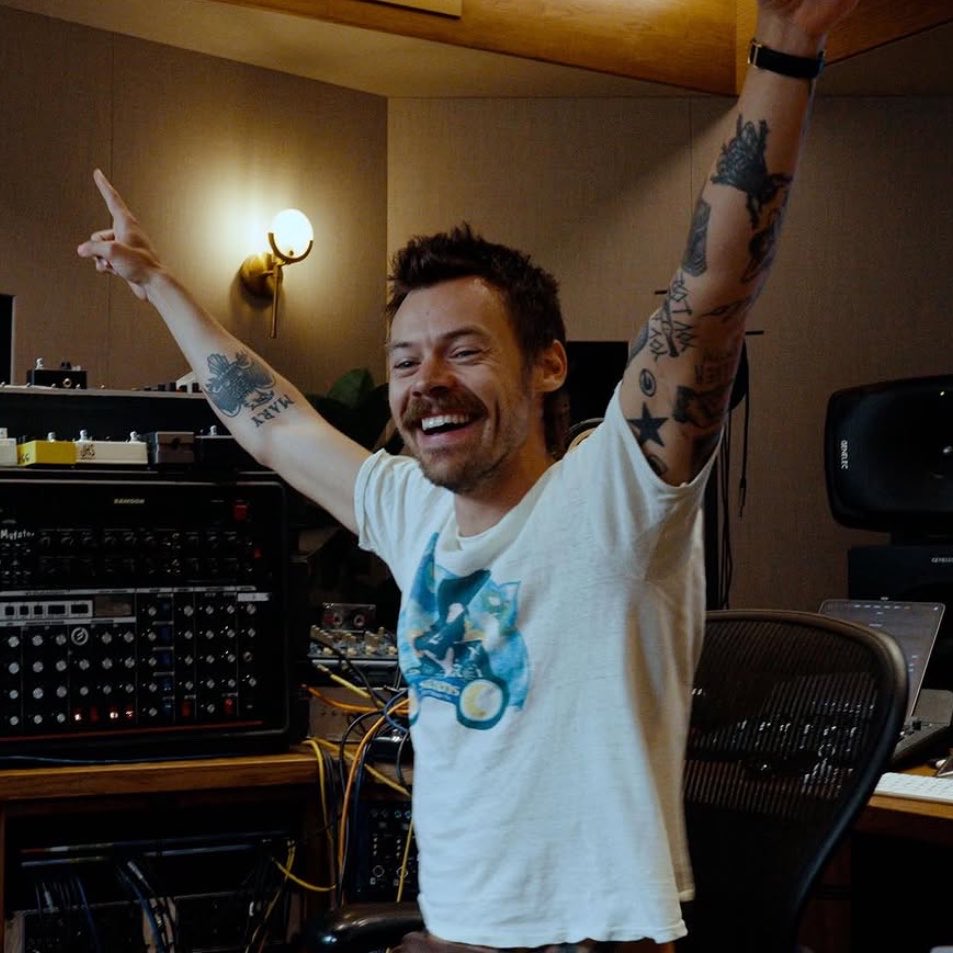 hourly hariana tweet media