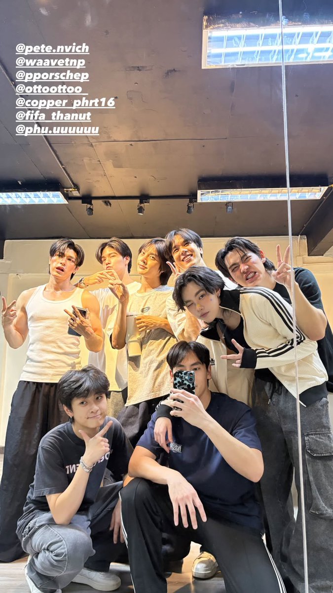 เบ๊บ tweet media