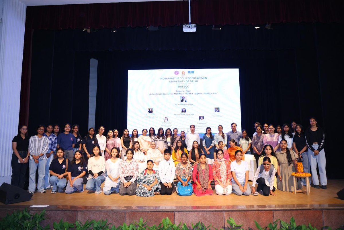 RBakshee's tweet photo. Wonderful to see young students packed with zeal at the launch of certificate course on menstrual #health and #hygiene -Spotlight Red at IndraprasthaCollege For Women ,DU .#UNESCO has initiated the campaign #EmpowerFlow to bring more awareness on menstrual hygiene . https://t.co/auA0FErMsG