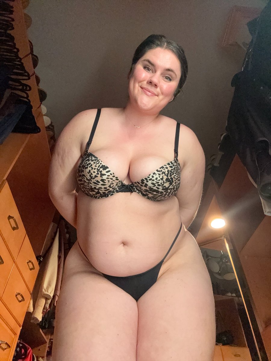 its.messy.bunns tweet media