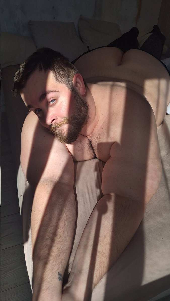 After a long day i need a massage 🤗