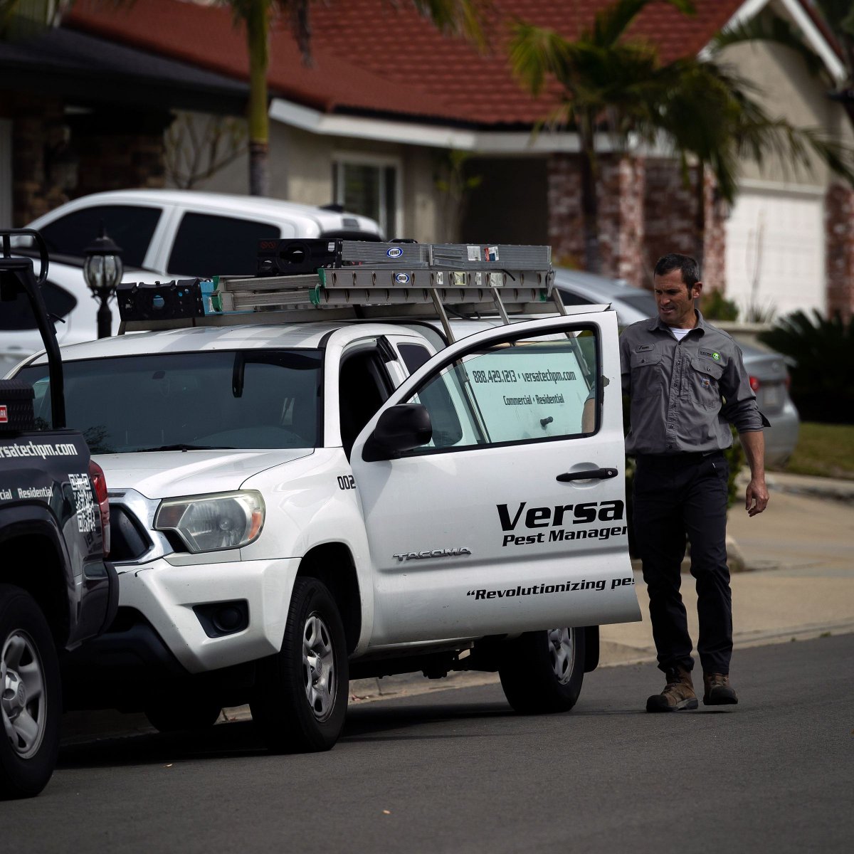 Versa-Tech Pest Management, Inc.® tweet media