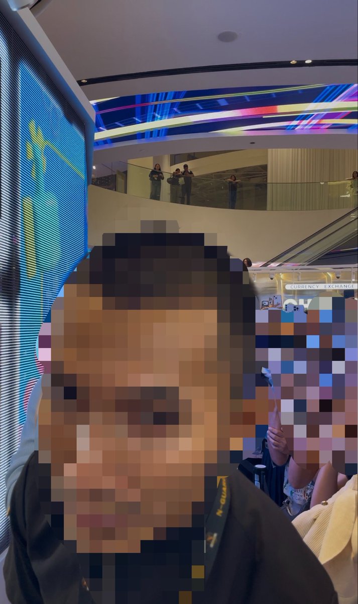 บบบ tweet media