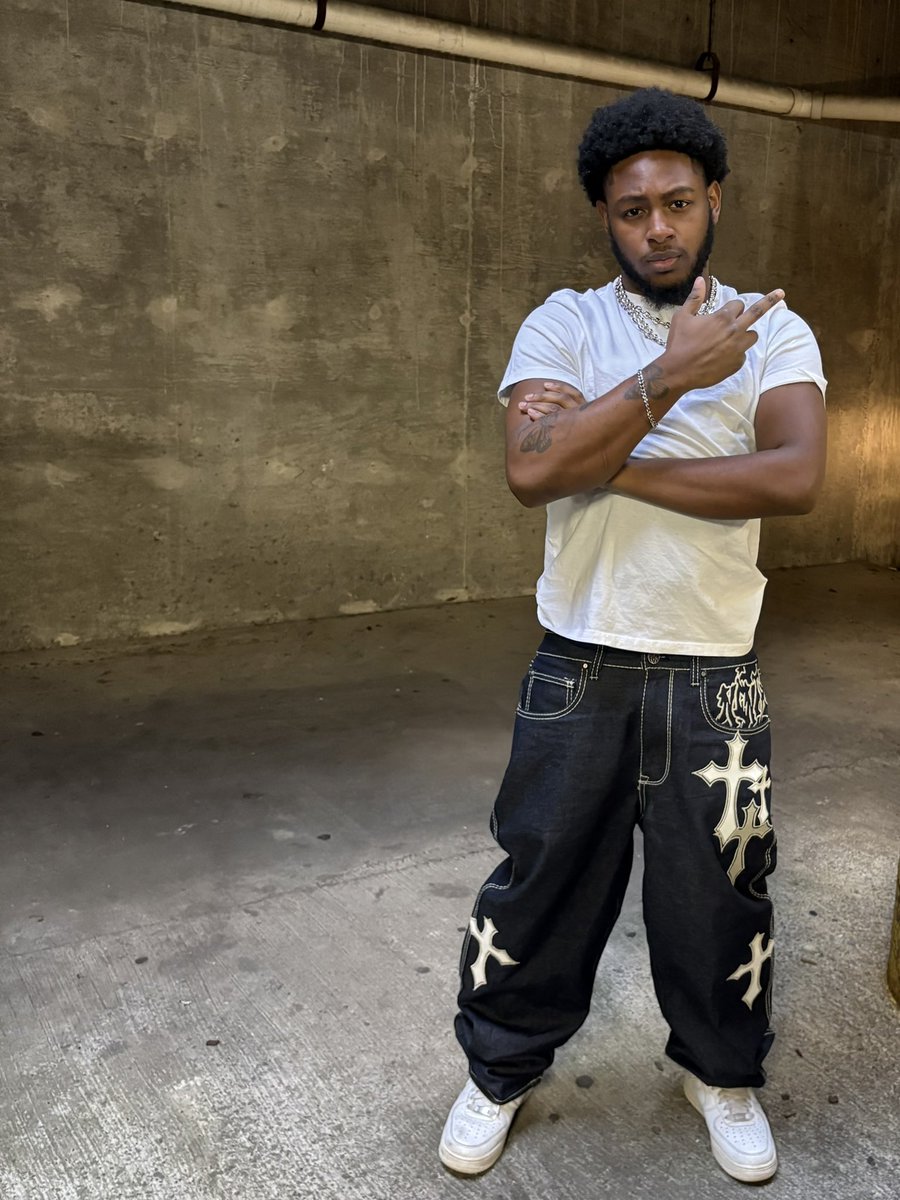 Divon ⭐️ tweet media