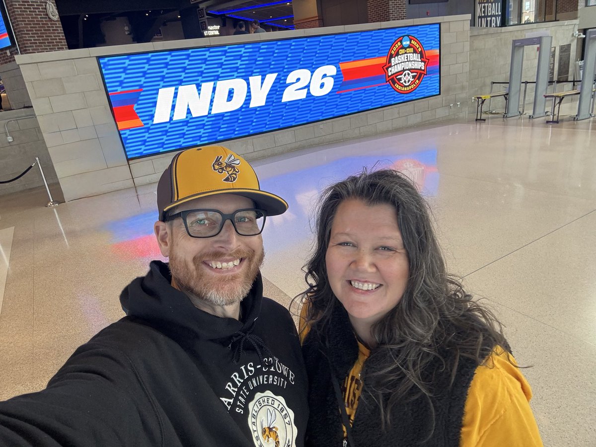 coachhooker's tweet image. Another amazing NABC Convention and Final Four. Love the clinics, the games, and the vibes…but most of all, the connections! I’m in the people business. #CoachLife #SeeYouInDetroit