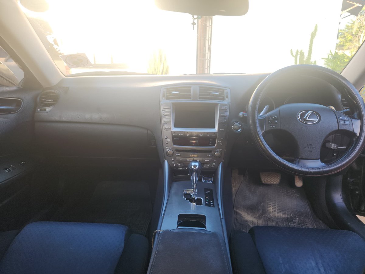 FreakyFrazerZM's tweet photo. Car for sale  🚘
Black Lexus iS250 
Model:2006
Mileage: 94,811km 👌🏿
Location:Lusaka 
Date of registration: 04/2024
Price: K115,000 only!
call 📞 +260978962077 https://t.co/VVP55LbP8y