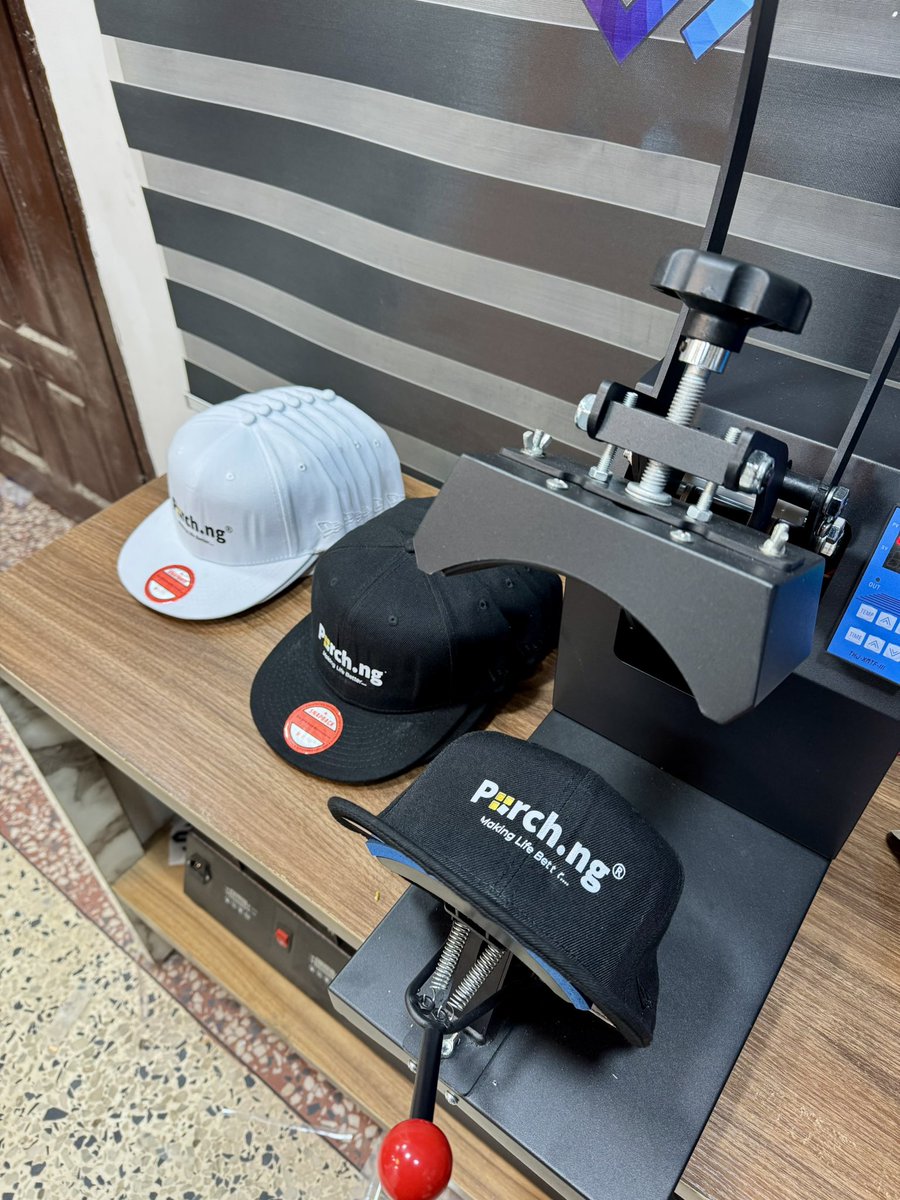 thetaoscreative's tweet image. Stand out effortlessly with our customized face caps — designed to match your style and make your brand visible wherever you go.

#CustomFaceCap #BrandedCaps #CustomizedStyle #CapBranding #PersonalizedCaps