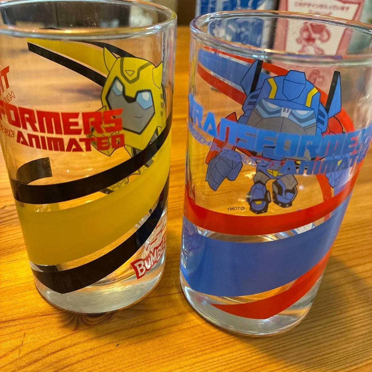 TFreak385's tweet image. Wine night, and we’re drinking out of this. 💛💙