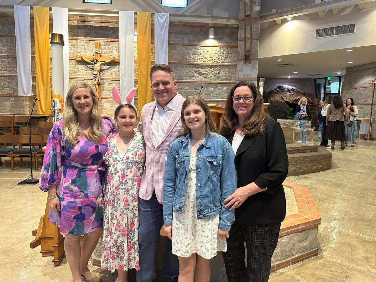 corrington's tweet photo. We may be late to the Easter post, but the memories were right on time. So thankful for a beautiful day with my favorite people. Feeling very blessed and very lucky to call this family mine. Happy Easter from the Corrington crew. https://t.co/mDyFtWrVk5 https://t.co/0M174nx3fK