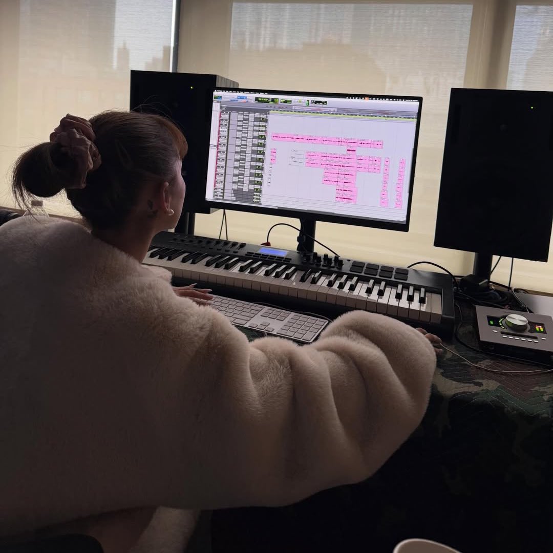 allegra☀️ tweet media