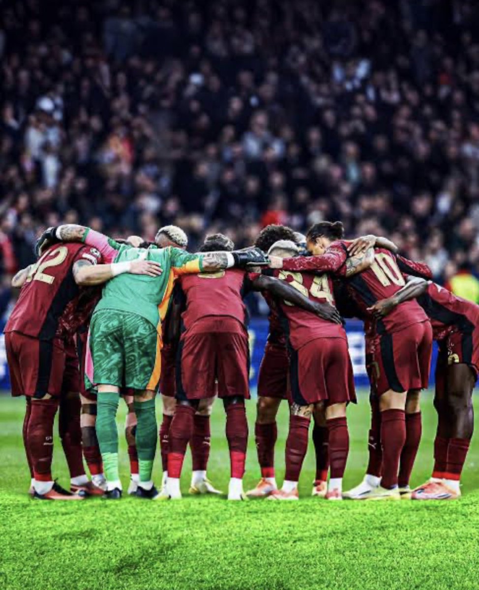 Galatasaray FR 🇫🇷 tweet media
