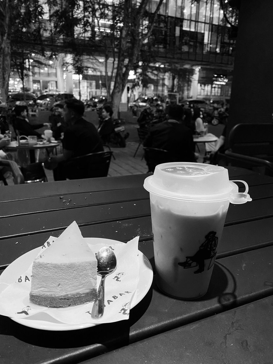 StillPap tweet media