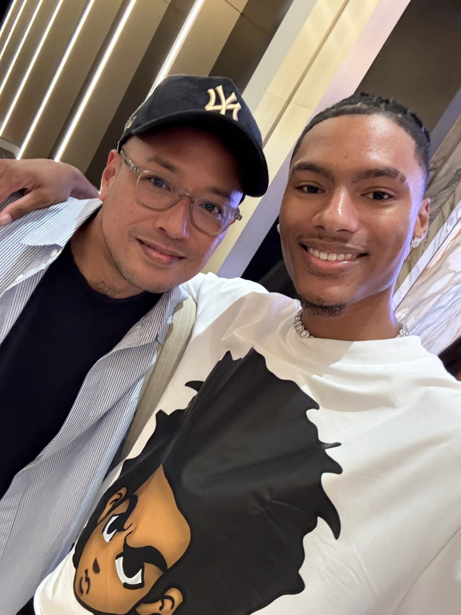 nekko✨ tweet media